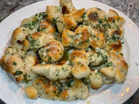 Taught my oldest how to make garlic knots this evening. Now she will never be hungry