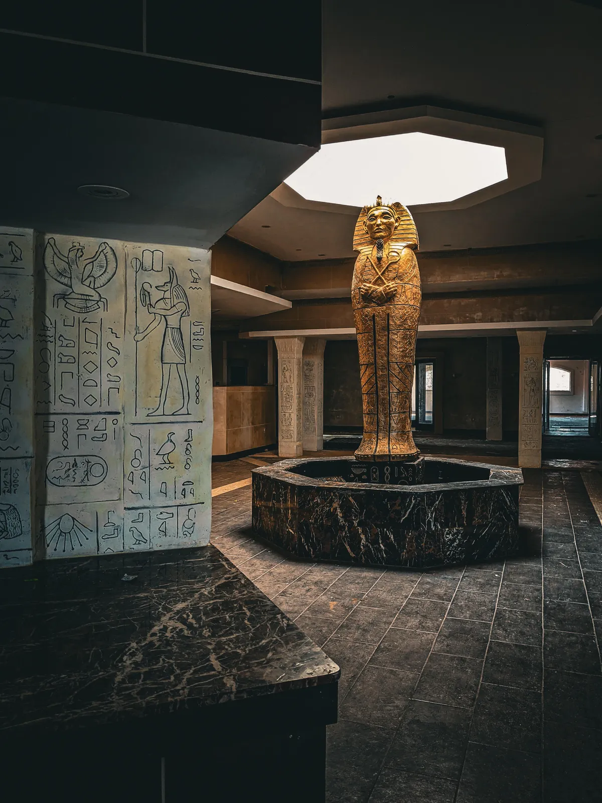 Sarcophagus in an abandoned Egyptian themed restaurant (OC)