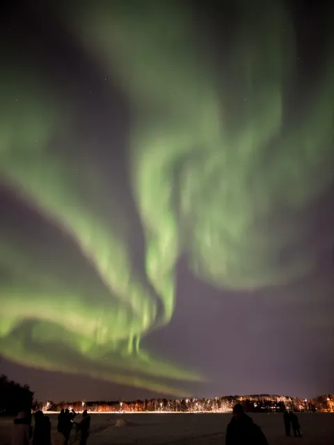 Saw the northern lights for the first time in Tromso, Norway