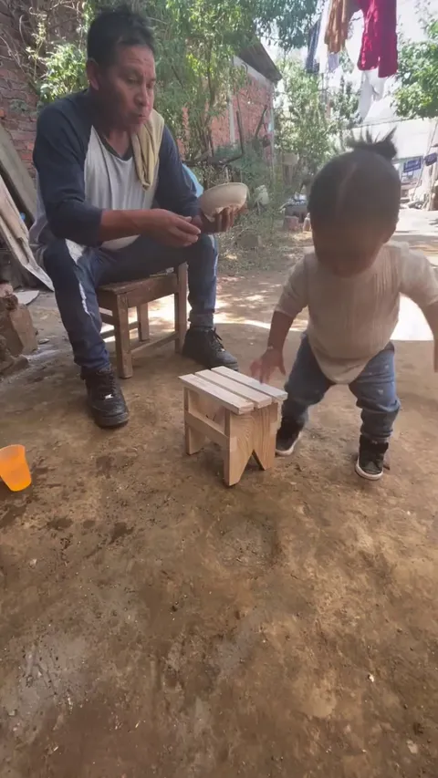 Cute Dad-Daughter prank