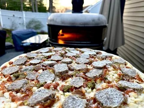 [Homemade] meatball pizza