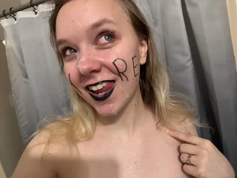 Trying out some sharpie marking🤭🥰 Last one’s my favorite😍😘🤤