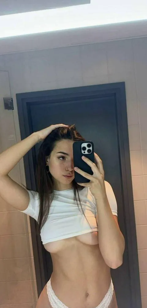 19F i don’t even know if this is sexy