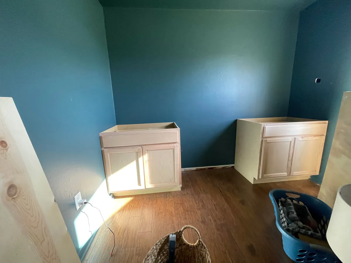 My amazing husband built me these built in bookcases with a desk for Christmas! I’m the dreamer and he’s makes all of my dreams come true! What do you guys think? Will you show him some love?! 