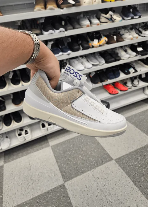 Off-White and more at Ross today 😳🔥