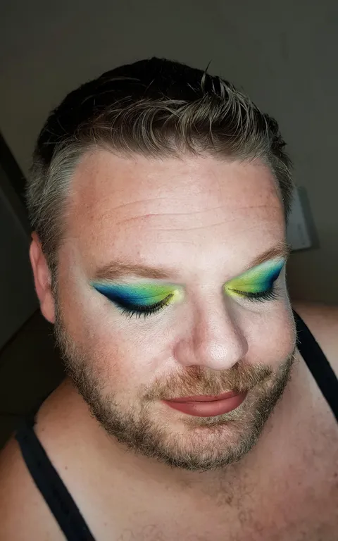 Aurora Borealis in the flesh... BH cosmetics saved the day! #editorial