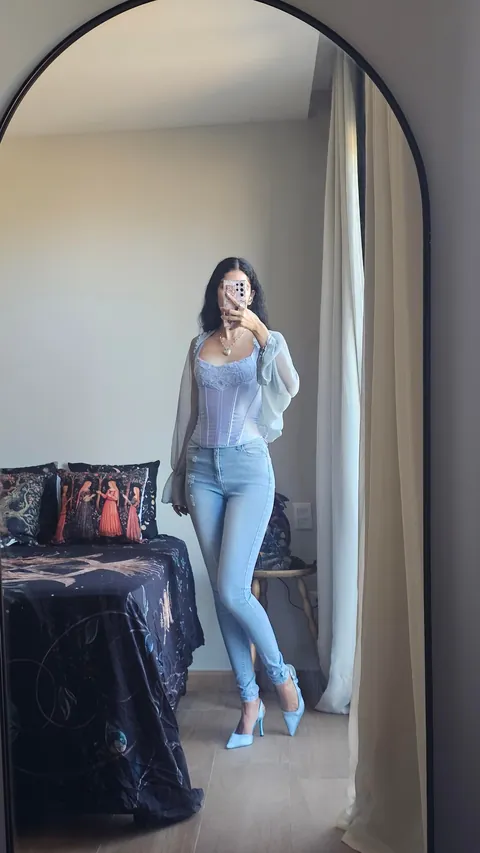 Would you consider this casual romantic?