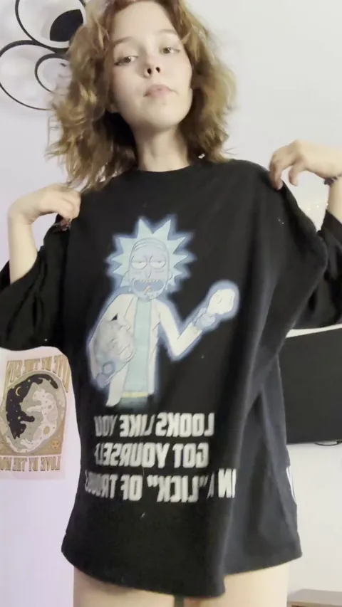 this cute body will make your dick hard