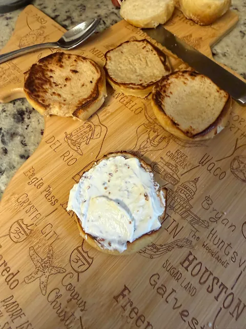 [Homemade] Smoked beef sandwich on pretzel bun