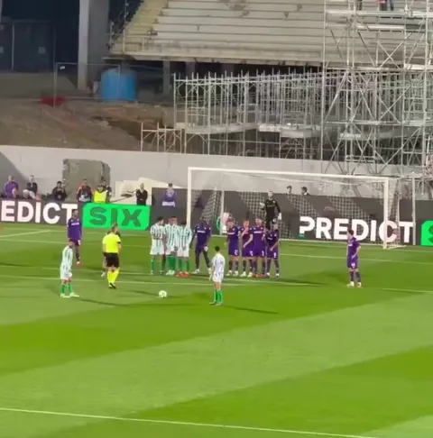 Antony's free-kick goal from the stands vs. Fiorentina