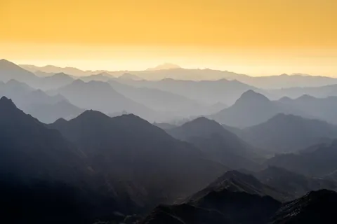 Layers of Malibu Canyon, California [3000x2000] [OC]
