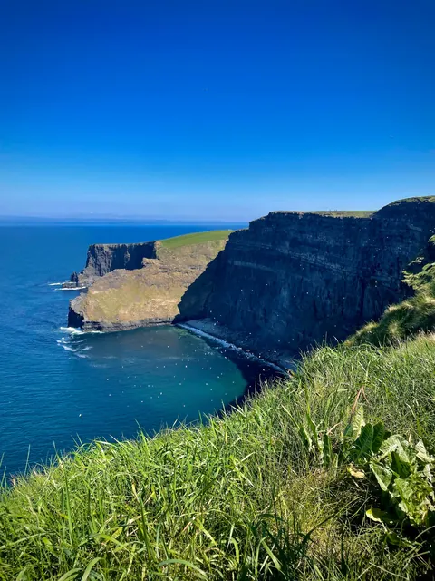 Took my first ever solo trip to Ireland: the Emerald Isle 💚