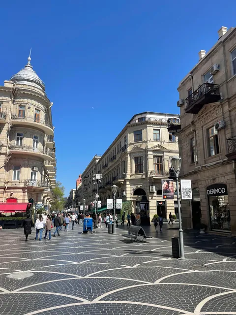4 days in Beautiful Baku, Azerbaijan 