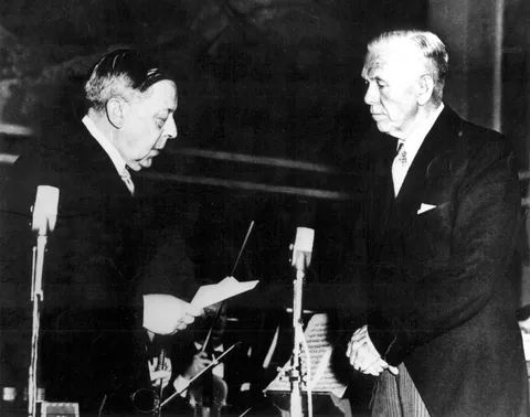 Antifa general being awarded the Nobel Peace Prize