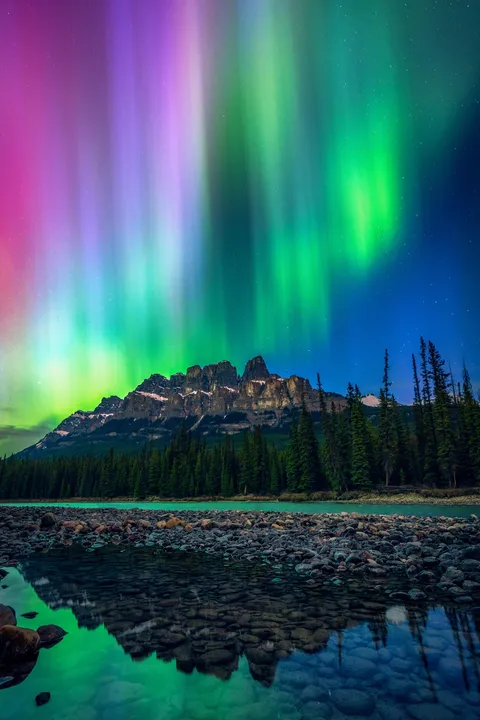 Castle Mountain, Banff National Park, Canada [OC] [1667x2500]