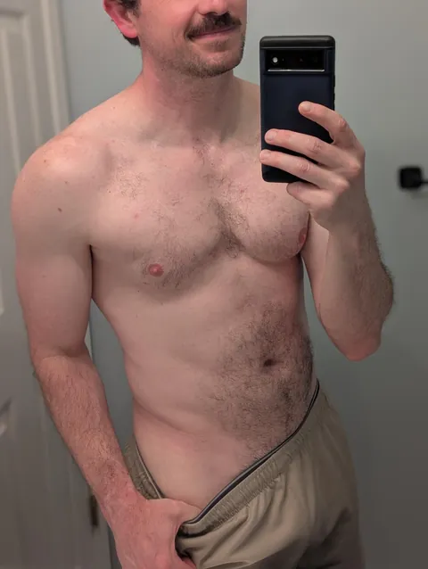 (37) Who likes their DILFs mustached and married?