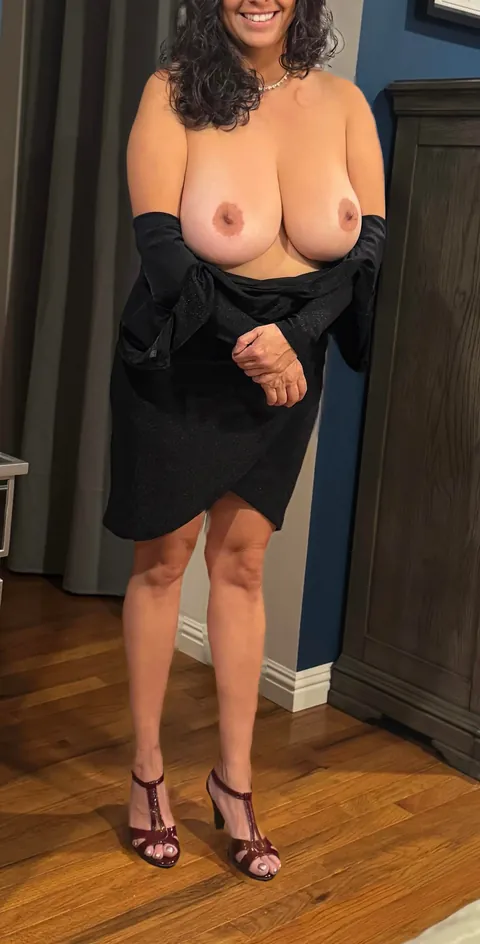 Not another wardrobe malfunction on Tata Tuesday 🫣