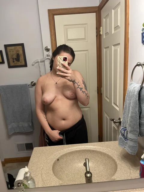 Quick bathroom pic;)