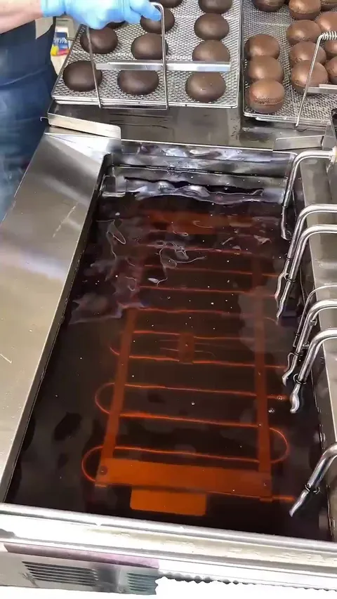 Japanese Cocoa Donut Making