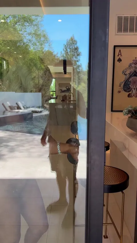 Stunning American bolts