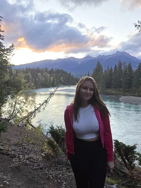 Mountain pokies