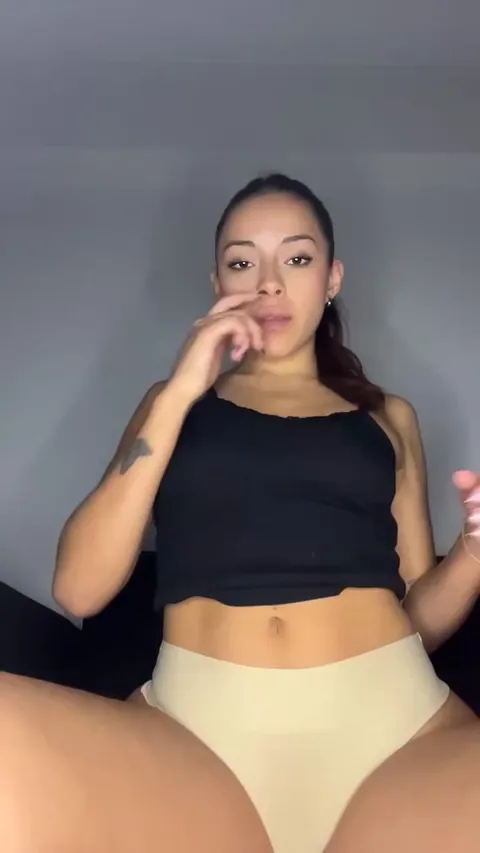 Every day is an opportunity to show you my pussy