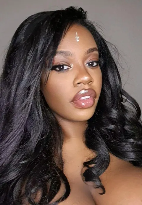 Do you like lips like mine ?