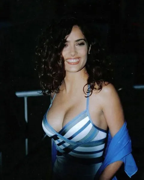 Salma Hayek, 90s