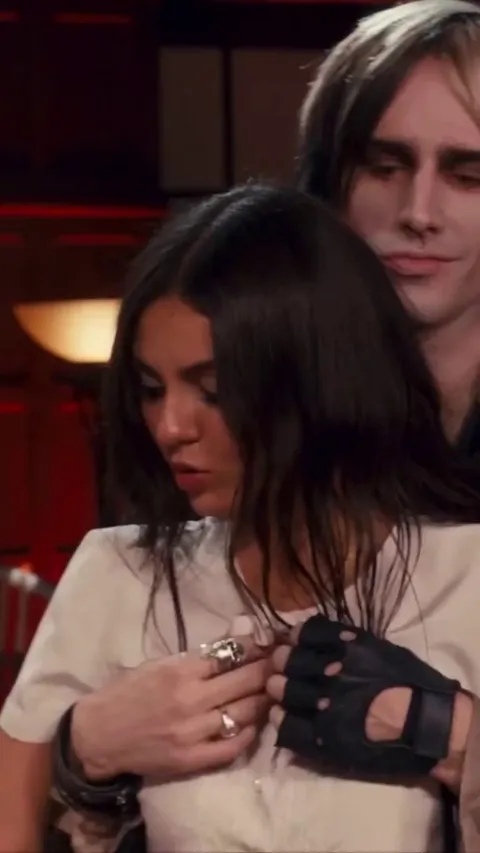 Victoria Justice In ‘The Rocky Horror Picture Show’ (2016)