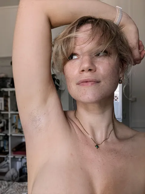 I'm a little wet from workout 🥵