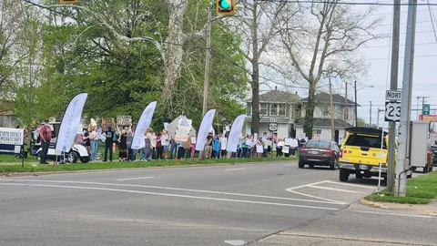 [OC] Another Anti-Trump protest in Portsmouth, Ohio