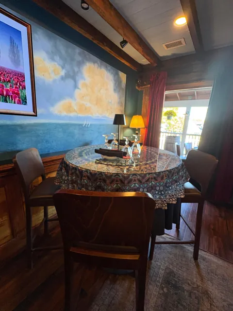 My favorite room in one of my favorite restaurants by the river! (OC)