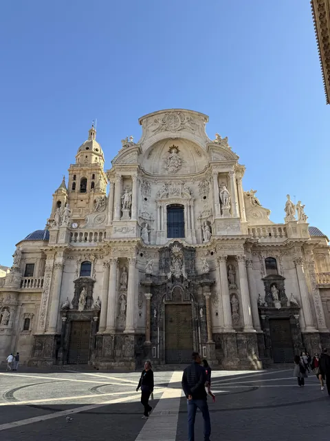 Visit to Spain: 2 weeks Alicante/Murcia/Barcelona