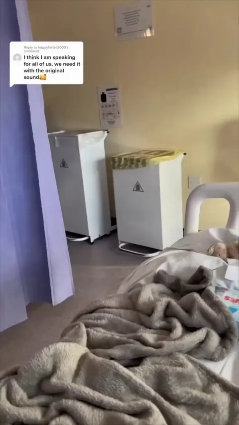 This boy’s adorable reaction meeting his baby brother for the first time 