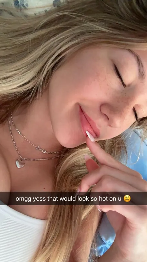 its not cheating if we sext... my bf doesn't have to know