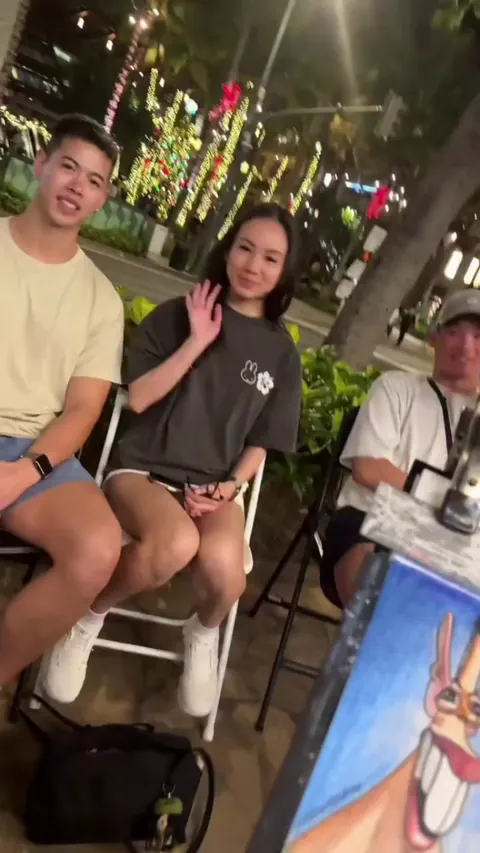 Boyfriend, girlfriend, and her older brother 😁 @caricatureparty in Honolulu
