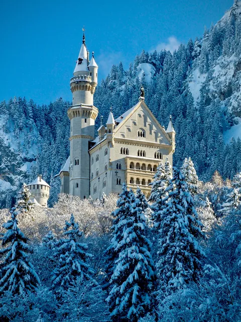 West-facing posterior of the Neuschwanstein Castle with a two-storey balcony, Schwangau, Bavaria, Germany.