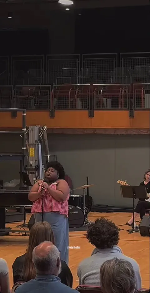 Amazing cover of Creep