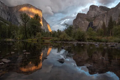 I've been to Yosemite over a dozen times, hoping to get conditions like I did this week [OC][6016x4016]