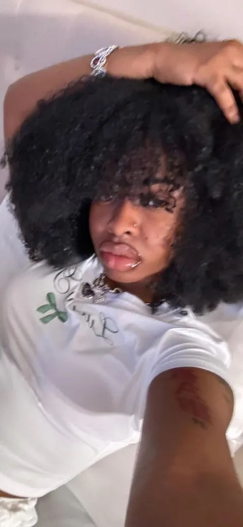 Her Lips Got Me Going Crazy 🍆💦🥜🥜😵‍💫