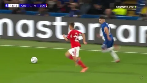 Pedro Neto and Samuel Dahl have a moment mid game.