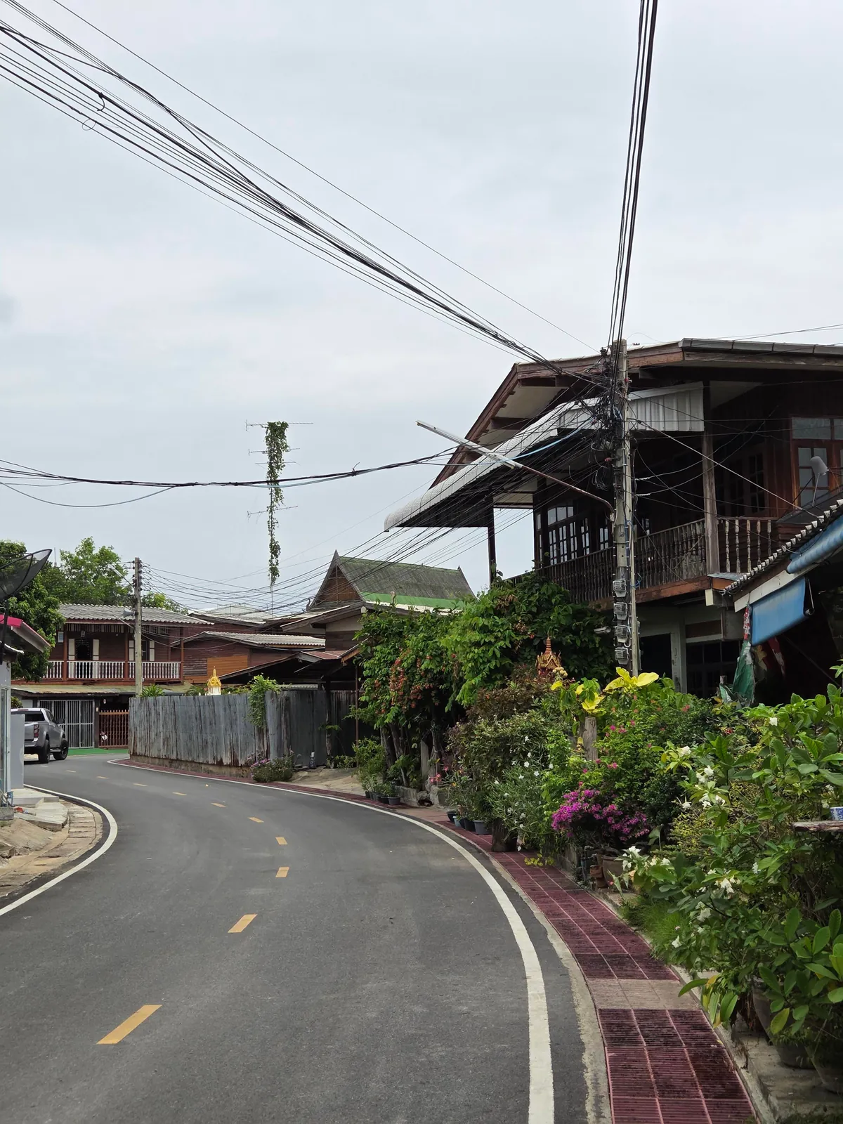 An exceptionally maintained thai village