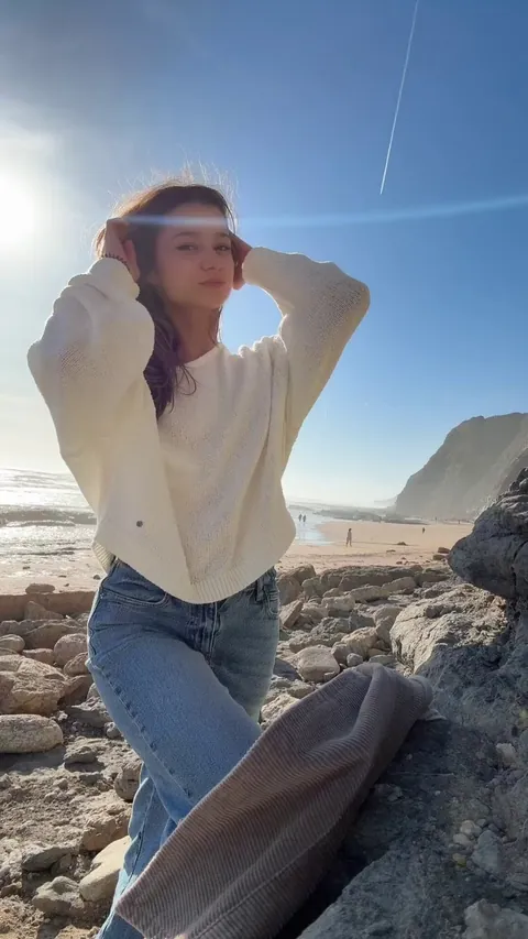 Just somewhere on a Lisbon beach…