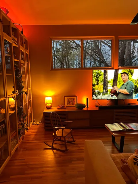 Windows open, thankful for spring arriving 🏡