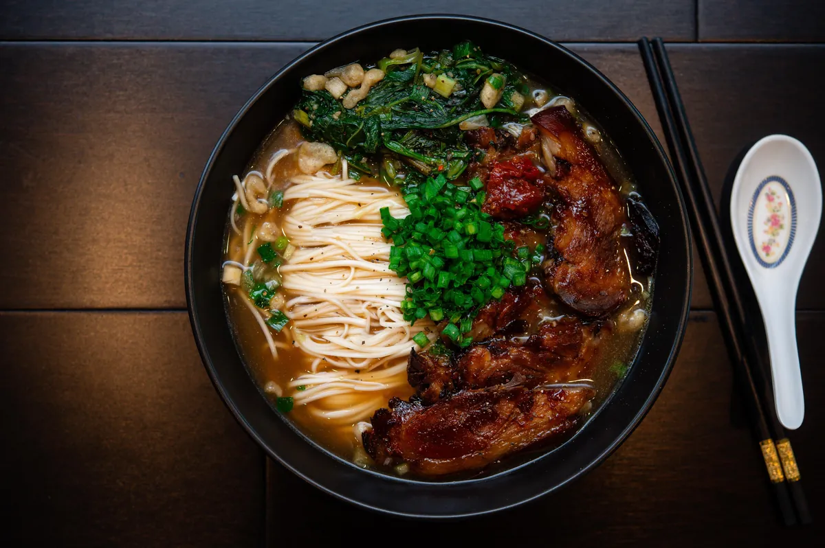 [homemade] braised pork, sautéed vegetables and noodle soup