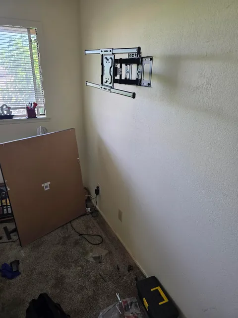 Took me 3 hours but I did it 💪 (TV Mount)