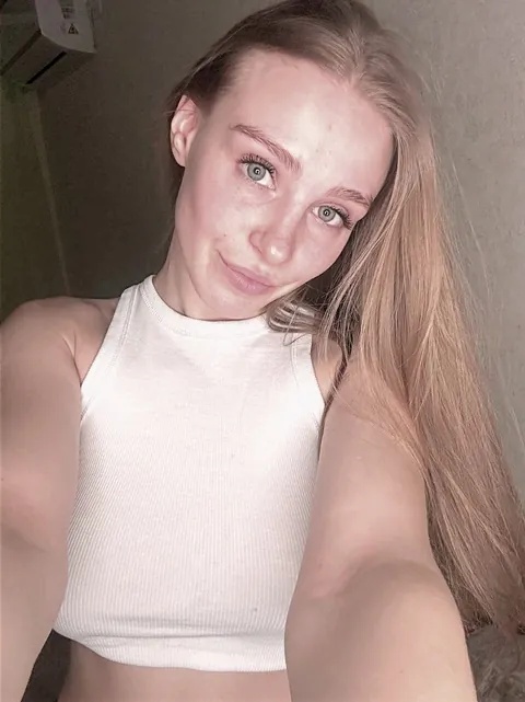 Am i hot enough to be a personal pet [19F]