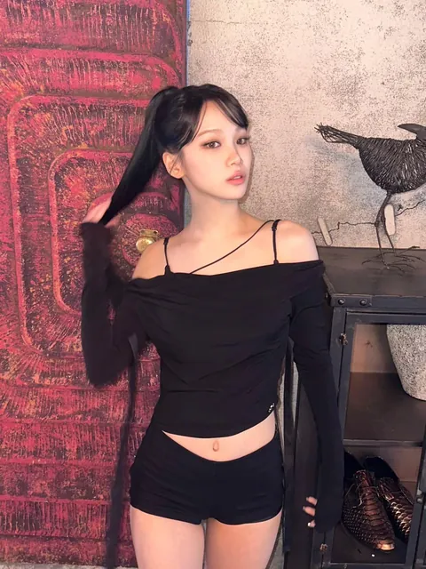 LE SSERAFIM - Chaewon