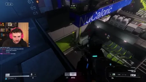 Streamer Crayator unexpectedly reunites with old high school friend on Marathon