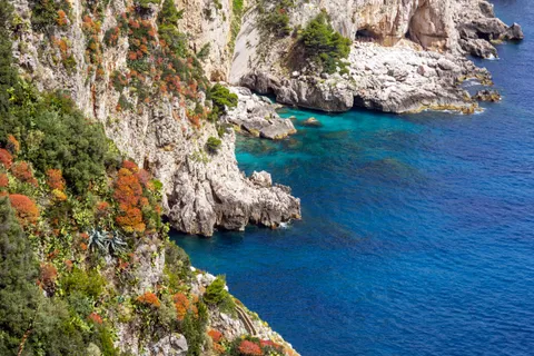 The coast of Capri, Italy [OC] [5162x3441]